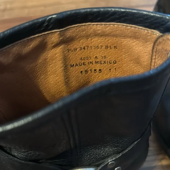 Frye Portia Harness Short Leather Black Boots - Women’s 7 1/2 - 71367 - Picture 8 of 16